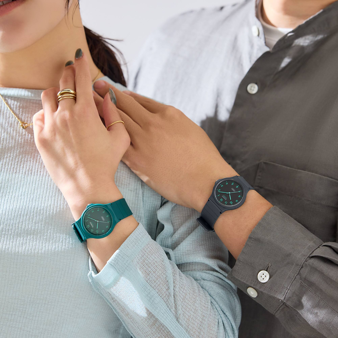 Reloj Casio MQ-24B-3B Unisex - Análogo